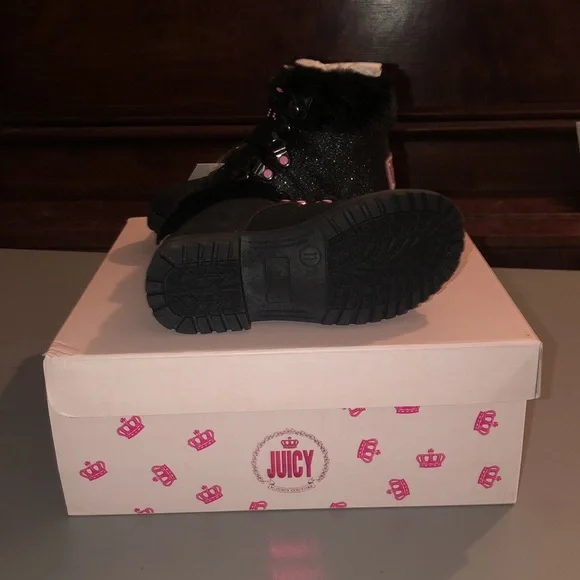 Juicy couture gril boots - Picture 4 of 4